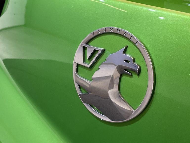 VAUXHALL MOKKA Photo bsapi-ff827fae68cc664196e2a687e5a491734771f3ca.jpg