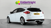 FORD Focus Photo 1
