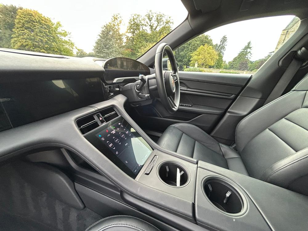 Used Porsche Taycan LX73PZU 34