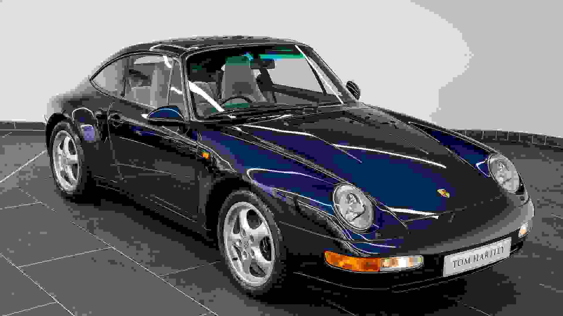 Porsche 911 Photo c007d853-cdeb-4c94-ae15-82e9c17f1c45.jpg