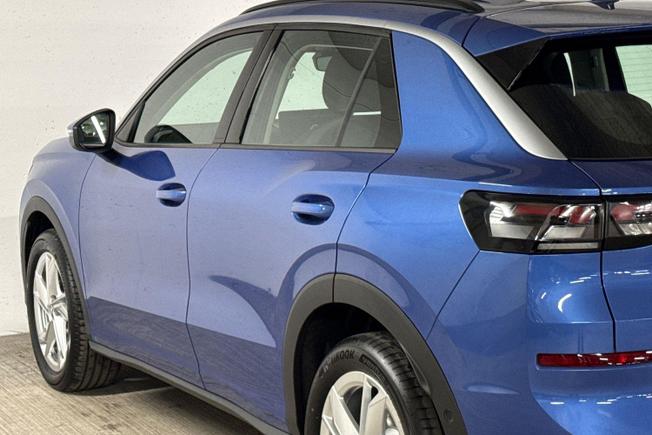 VOLKSWAGEN T-Roc Photo 26