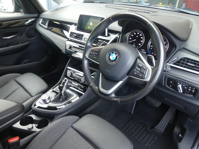 BMW 2 Series Active Tourer Photo c0120a4a-be6f-4f40-b629-401724004c94.jpg