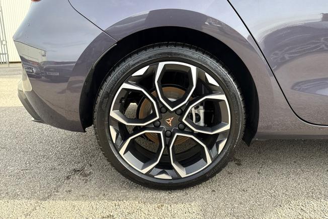 CUPRA Leon Photo 21