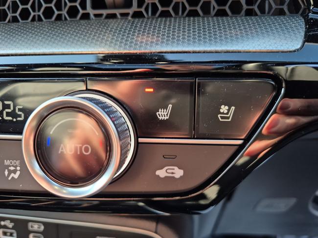 Honda CR-V Photo c027fe72-8a8f-4775-a449-ed32fef1d9ba.jpg