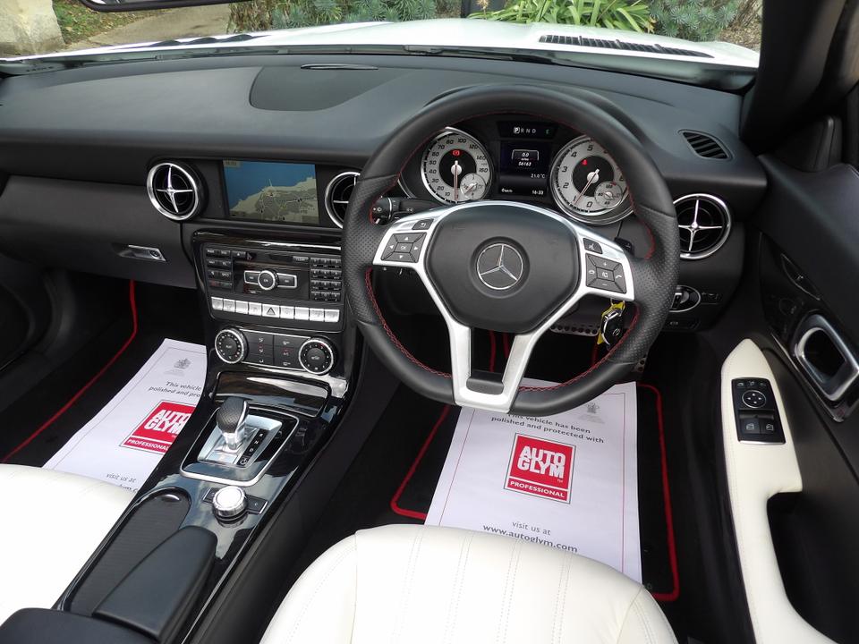 Used Mercedes-Benz SLK YR16MDY 24