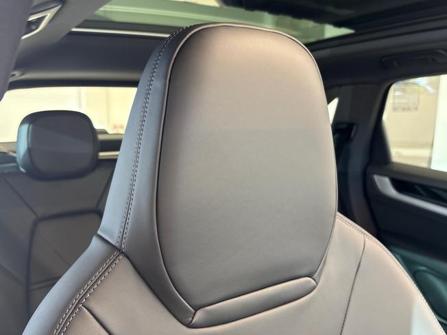Porsche Cayenne Photo 15