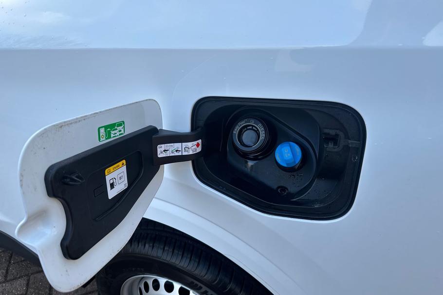 Used Ford TRANSIT COURIER COURIERLEAD41 23