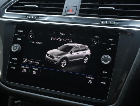 Volkswagen Tiguan Allspace Photo c04d09c9-1410-46cb-8c44-4d878732fd03.jpg