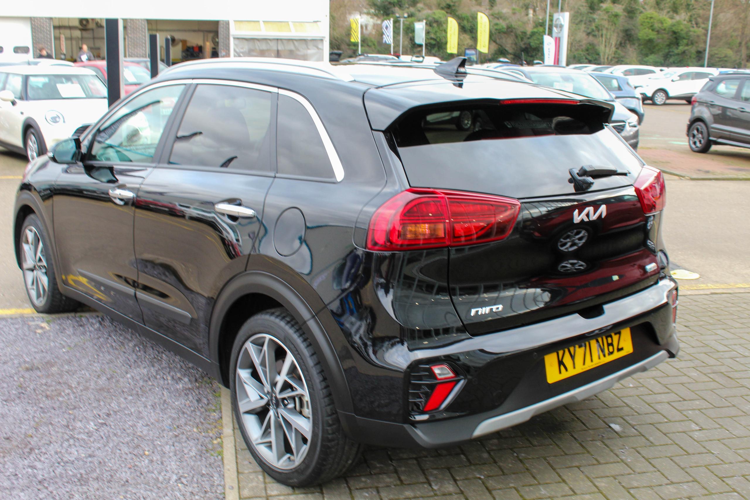 Used 2021 BLACK Kia NIRO £22,495 | Reserve Online | Richard Sanders