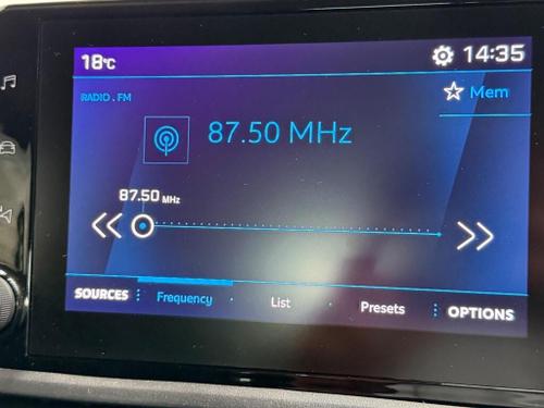 Peugeot Rifter Photo c067844b-69f0-4279-82d9-353c0fffa378.jpeg