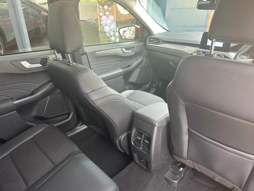 Ford Kuga Photo c07b01b6-f436-4c36-8fdd-065f010833d1.jpeg