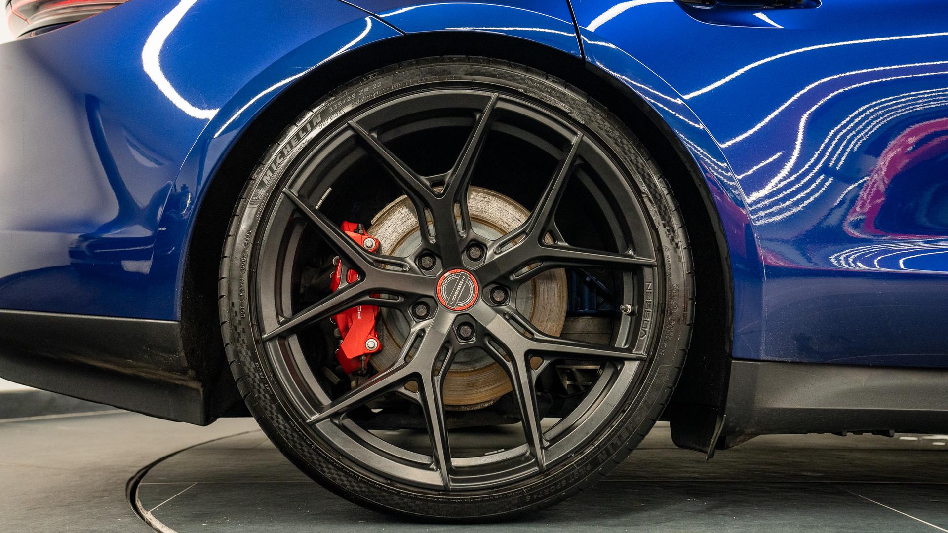 Porsche Taycan Photo c07c0901-3a0e-45e9-89c6-c8d0fe1ffd96.jpg