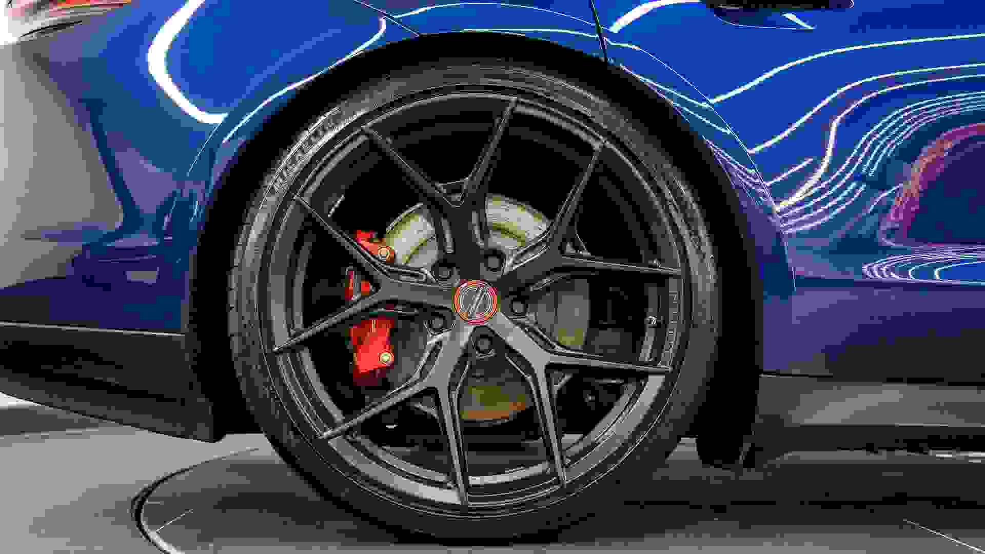 Porsche Taycan Photo c07c0901-3a0e-45e9-89c6-c8d0fe1ffd96.jpg