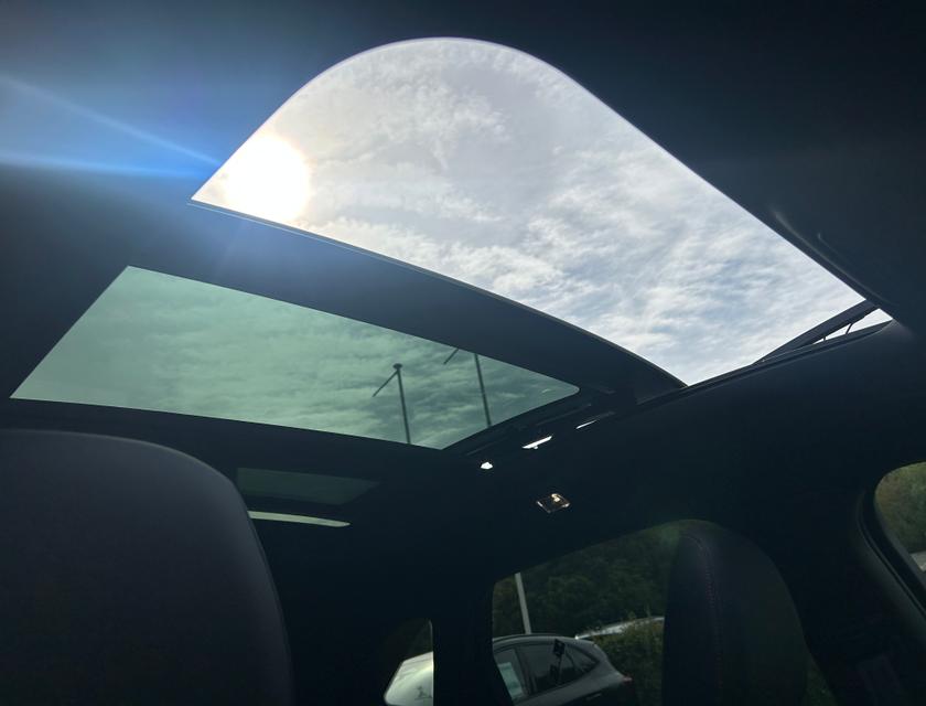 Ford Kuga Photo c08d3181-b75b-4a0f-ae55-038017f9ec98.jpg