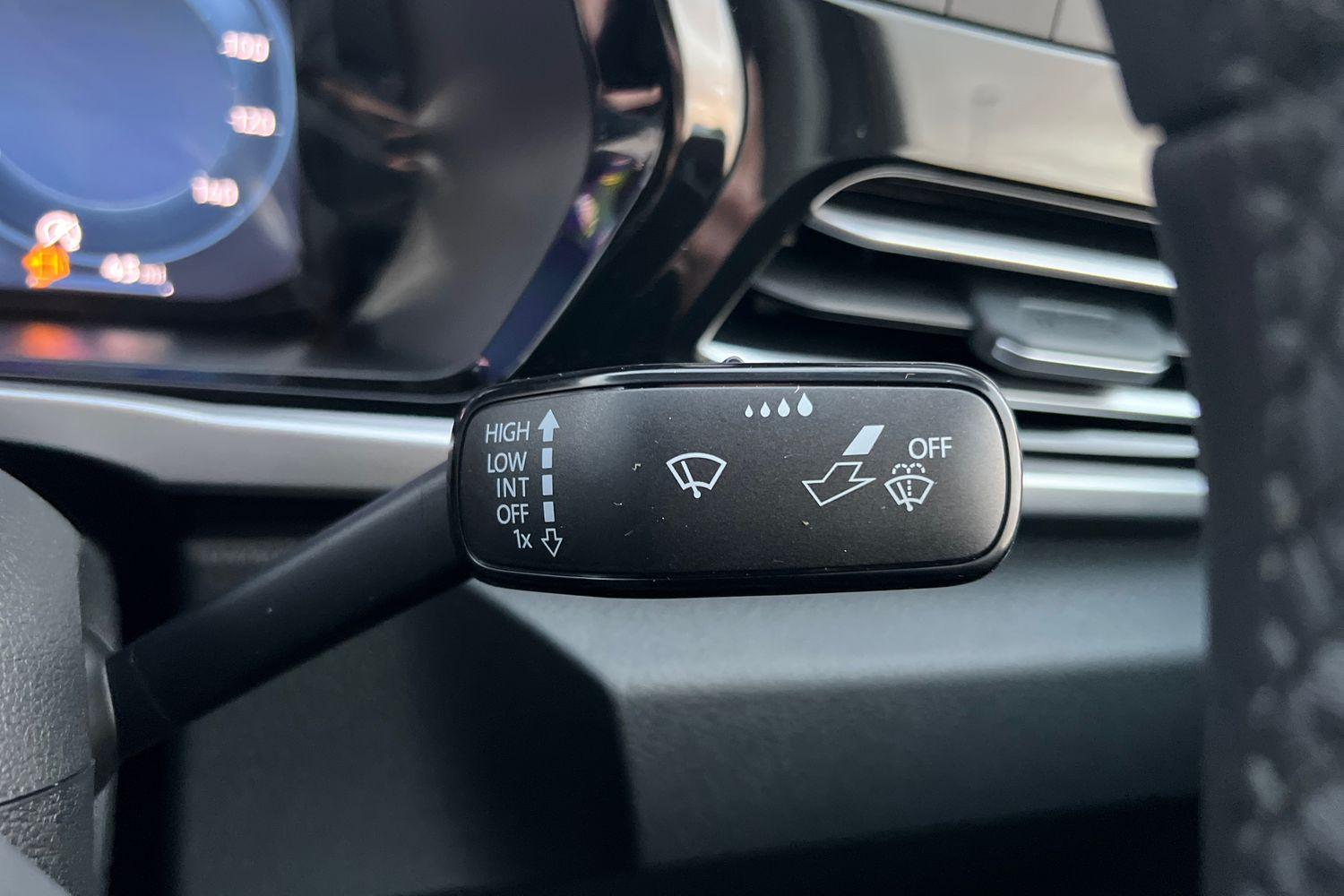 Ford TRANSIT CONNECT Photo 26