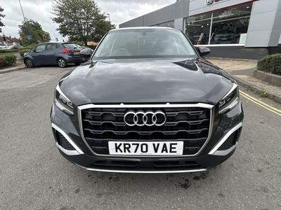 Audi Q2 Photo 8