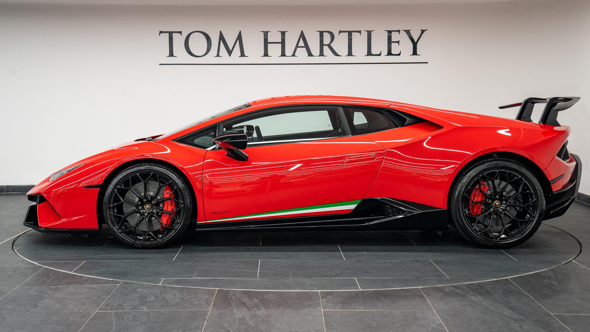 LAMBORGHINI Huracan Photo c0984411-48db-4aee-92f1-7acbc1a34218.jpg