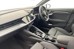 AUDI  A3 Photo 2