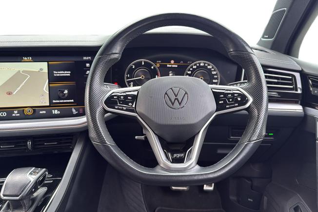 VOLKSWAGEN Touareg Photo 11