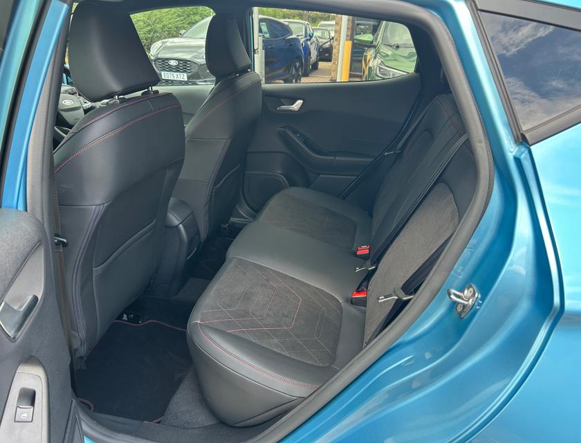 Ford Fiesta Photo c0d49028-c921-403f-bc6f-45df9cea5748.jpg