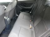 Toyota Yaris Photo 15