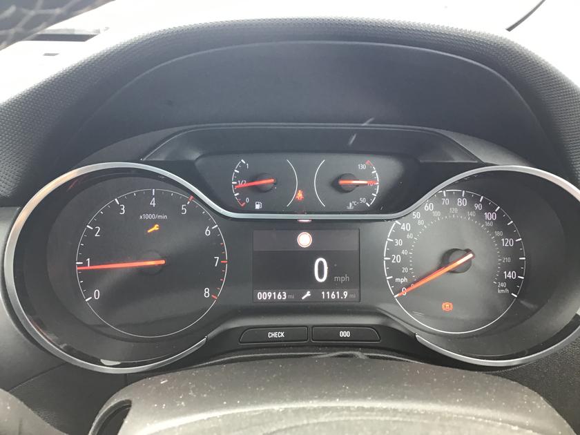 Vauxhall Crossland Photo c0d63b71-4529-471c-b0ff-600a23cbd2d5.jpg