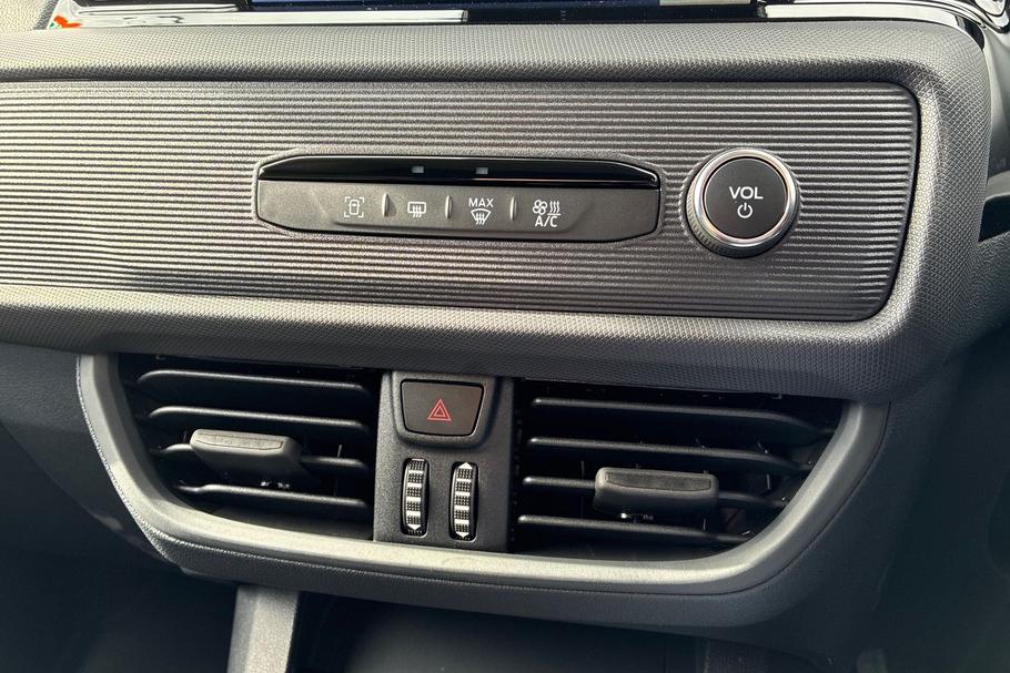 Used Ford TRANSIT COURIER 21/N087736 30