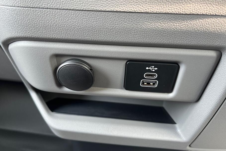 Used Ford E-TRANSIT CUSTOM 14/N150320 19