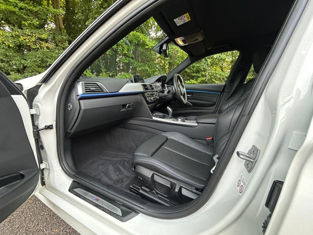 Used BMW 3 Series LJ68ODR 35