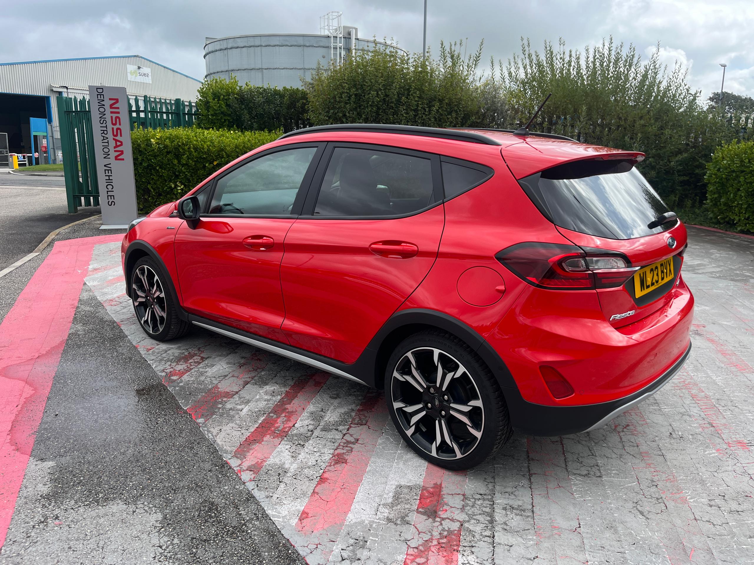 Ford Fiesta Photo 7