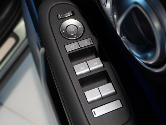Hyundai Ioniq 9 Photo c106432b-9a16-4911-a6e7-1e4a8101db4b.jpg