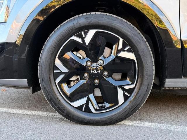 Kia Niro Photo c10c3b5f-e0ba-45de-95ef-a5a3c3c81c49.jpg