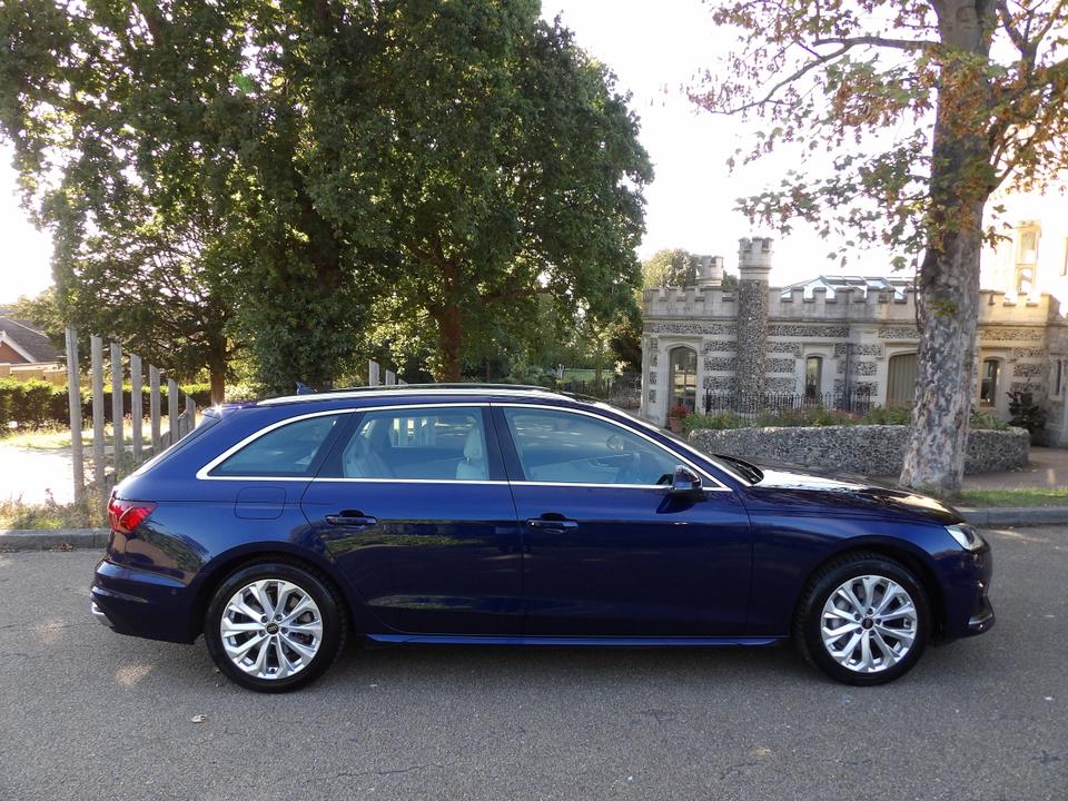 Used Audi A4 Avant FV24UOP 15