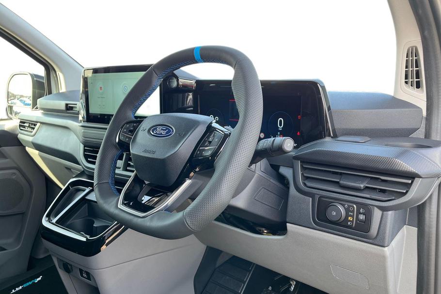 Used Ford TRANSIT CUSTOM L1DCIVMSRT10 14