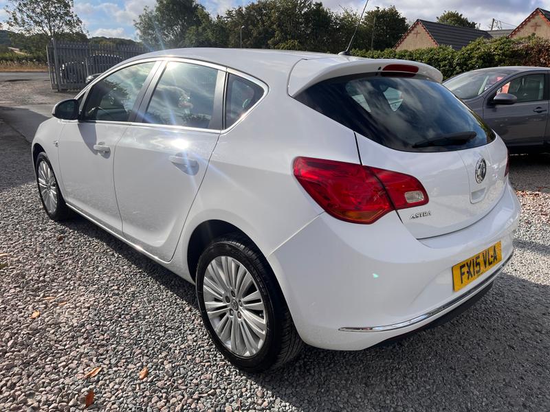 Used Vauxhall Astra FX15VLA 3