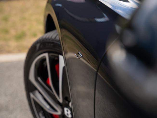 BENTLEY Continental GTC Photo 9