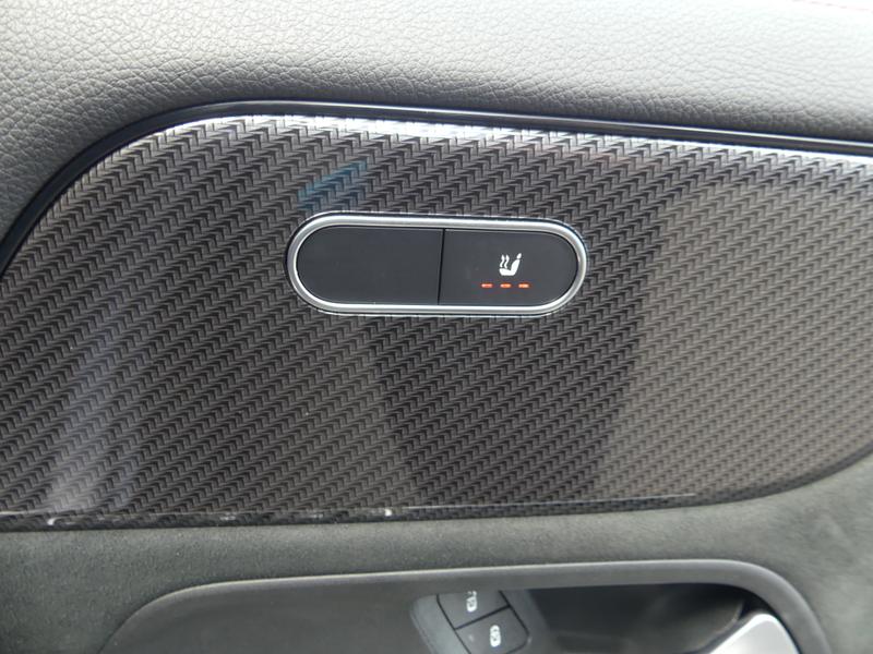 Mercedes-Benz GLA Photo c121d39a-c89a-4894-b8c2-322f5800f598.jpg