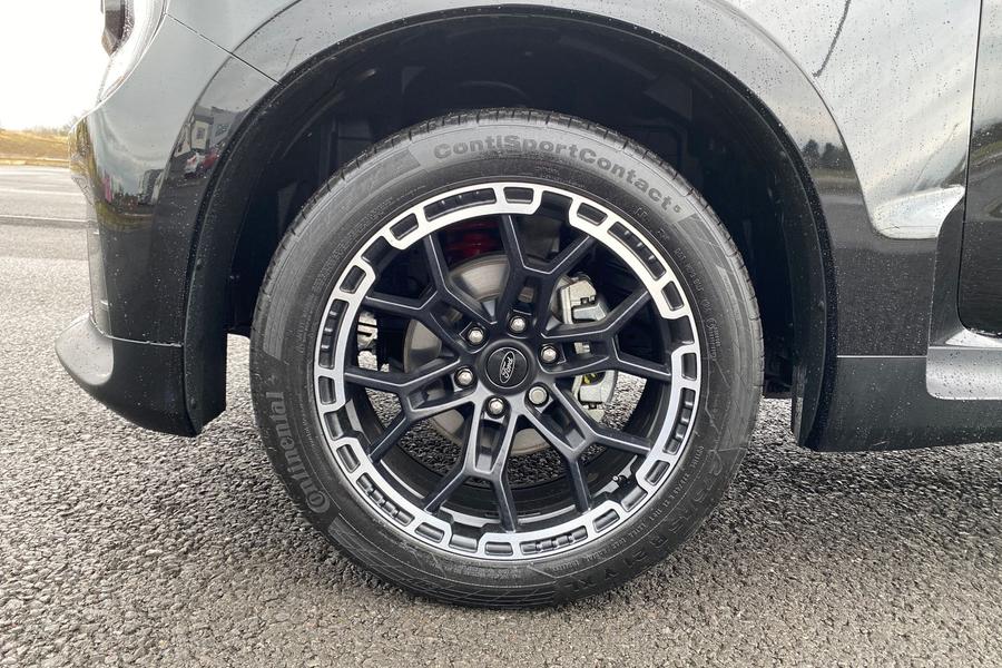 Ford RANGER Photo c122728c-a6fb-4533-9930-5256a9d6a278.jpg