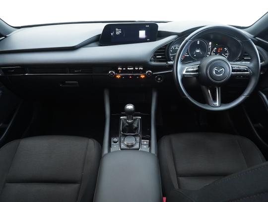 Mazda 3 Photo c1494c07-8728-4128-b736-f79265cce1e1.jpg
