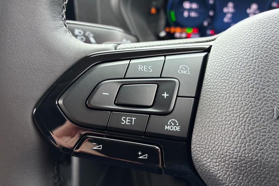 Used Ford CONNECT CONNECTTREND19 17