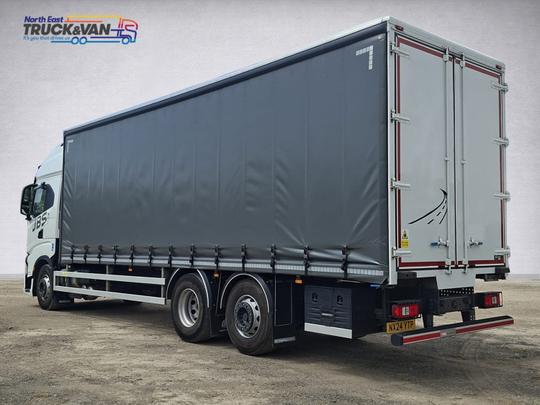 Iveco S-WAY Photo