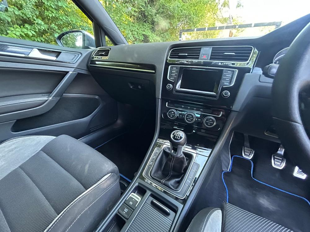 Used Volkswagen Golf BN15NPJ 31