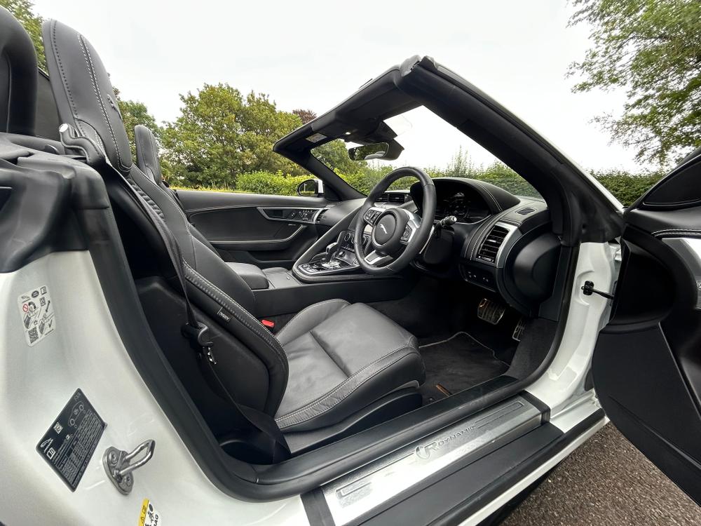 Used Jaguar F-Type V8VPN 25