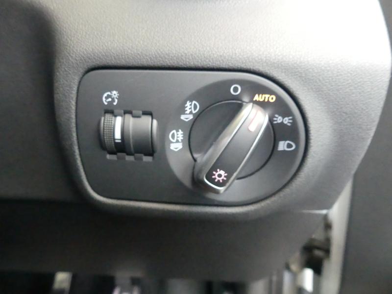 Audi A1 Photo c18f45c3-ac8d-4601-a2a3-018be0818b7c.jpg