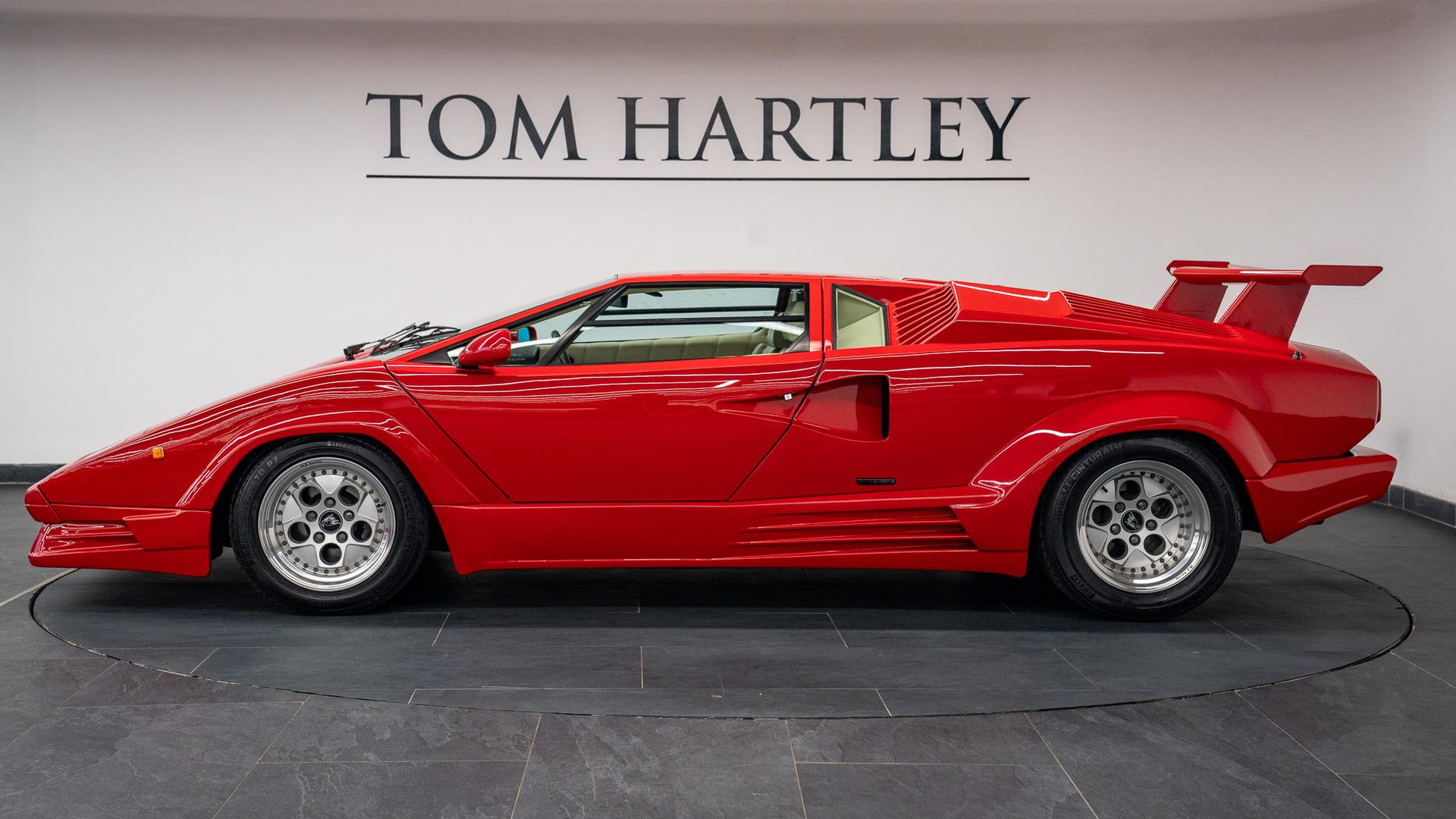 LAMBORGHINI Countach Photo c19beac3-12a4-482b-a1d3-8459ad412333.jpg