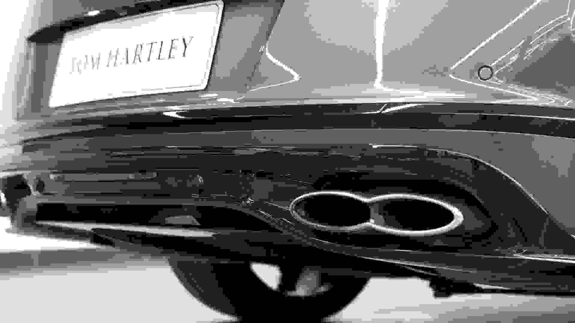 Bentley CONTINENTAL Photo c1a6166f-11fe-4de1-9a28-d6b5efec3b06.jpg