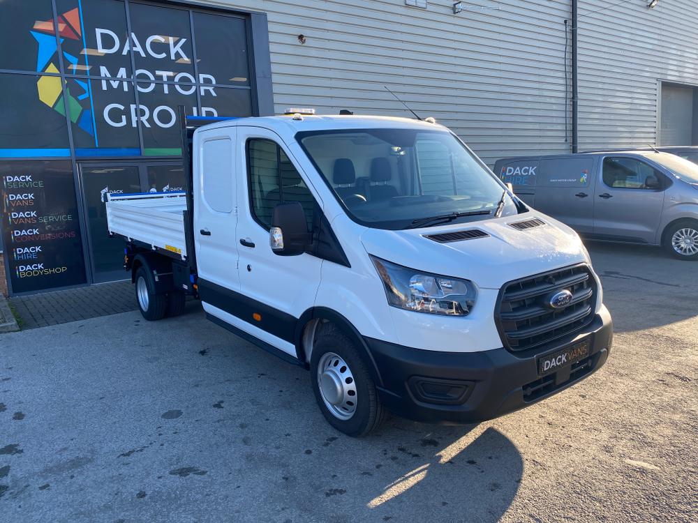 Ford Transit Photo c1b4a146-84b9-47b2-97c2-01530979abd7.jpg