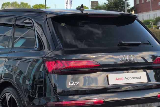 AUDI Q7 Photo 50