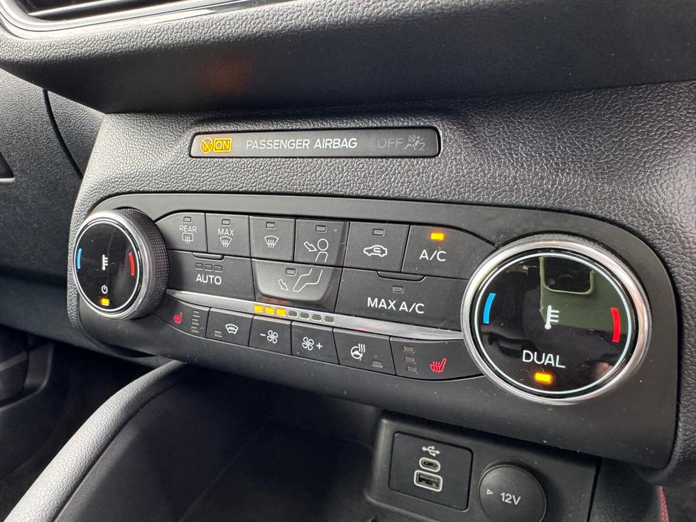 Ford Kuga Photo c1c34179-4f26-4dd8-a03a-3628b4d41a66.JPEG