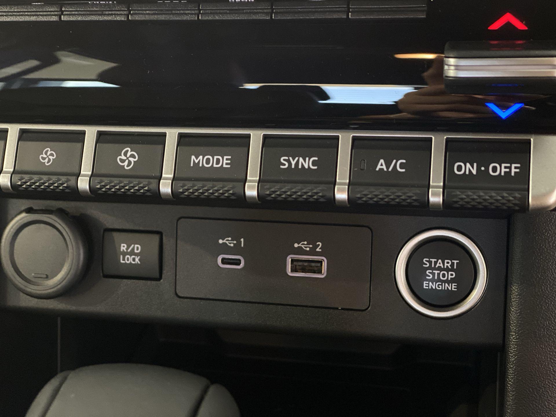 2026 Mitsubishi L200 P/UP 2.4 BiTb D BRBN DB/CB 4WD AU - vehicle photo 25 for sale on PureCar